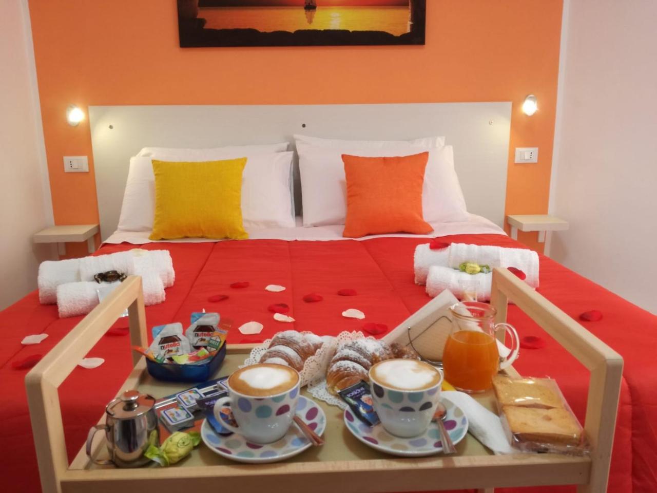 36 Passi Dal Mare Frühstückspension Trapani